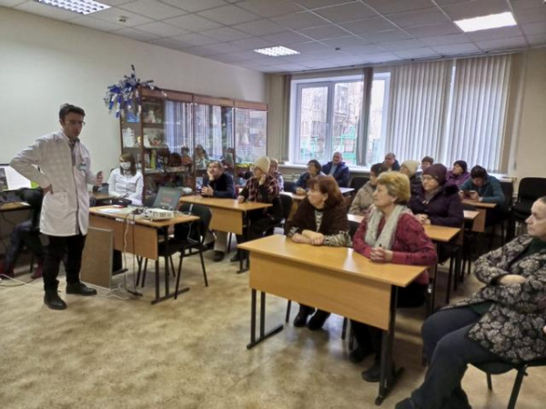 Медики Центра здоровья Тамбовской областной клинической больницы провели акцию в региональном отделении Всероссийского общества слепых